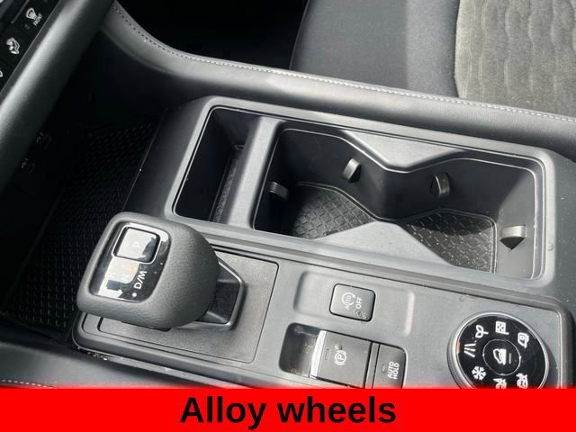 Used 2025 Nissan Pathfinder S AWD/4WD image 78