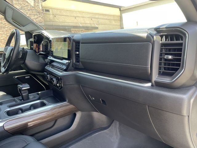 Used 2024 Chevrolet Silverado 1500 RST image 28