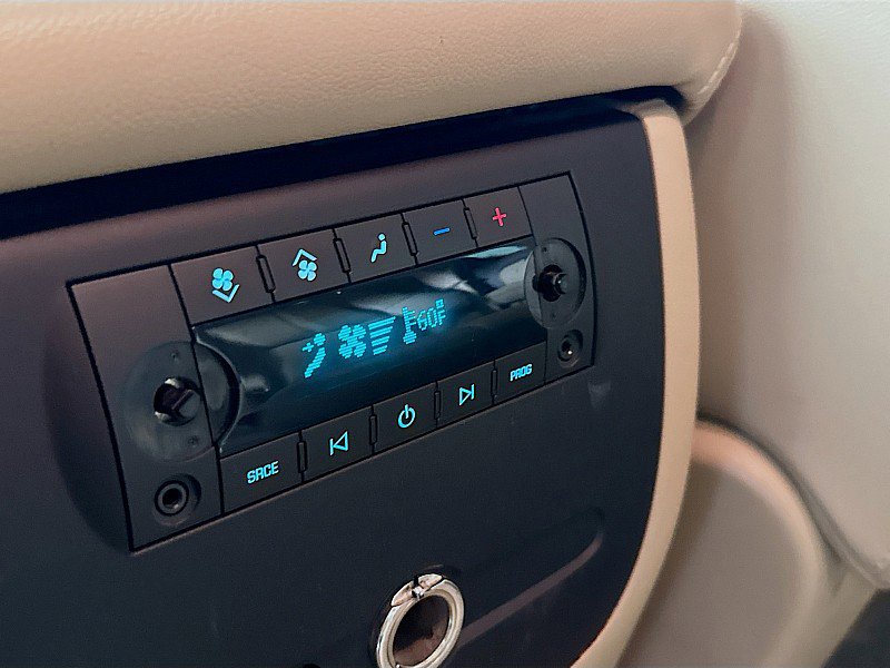 Used 2007 GMC Yukon SLT w/ SLT Preferred Equipment Group image 22