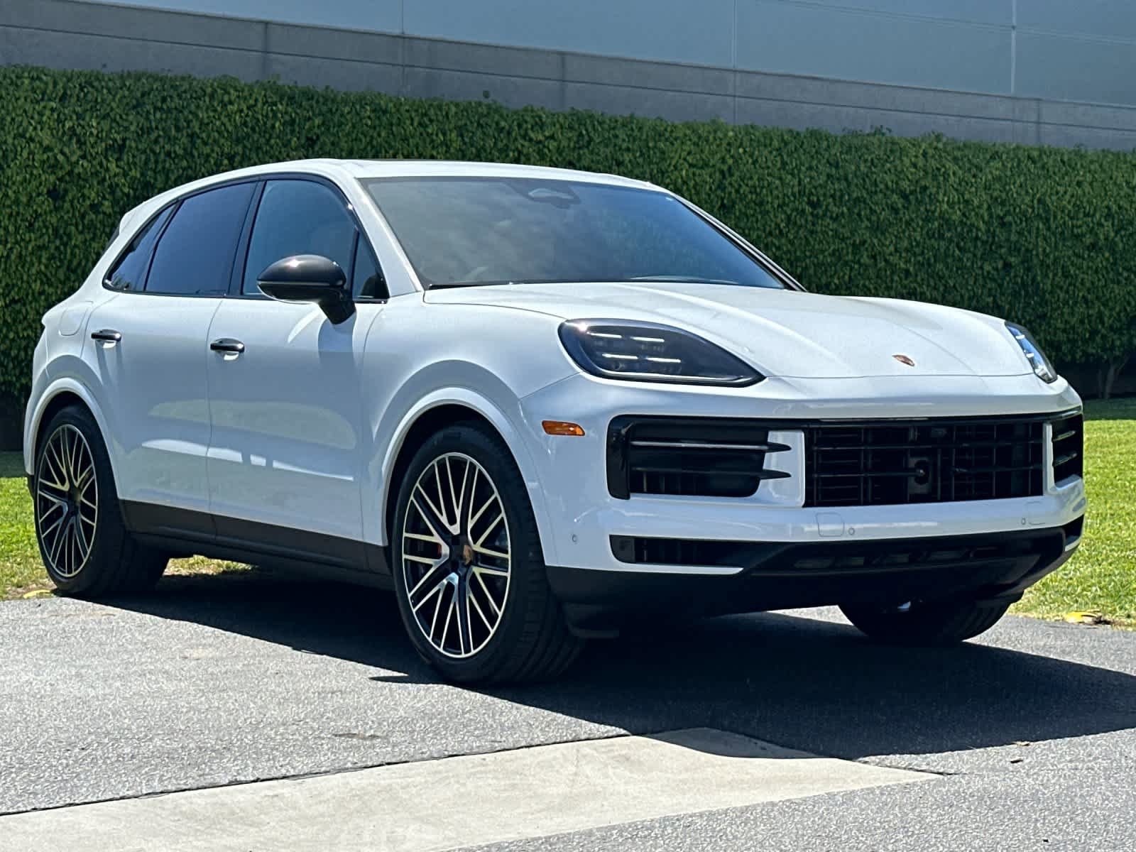 New 2026 Porsche Cayenne S AWD/4WD image 10