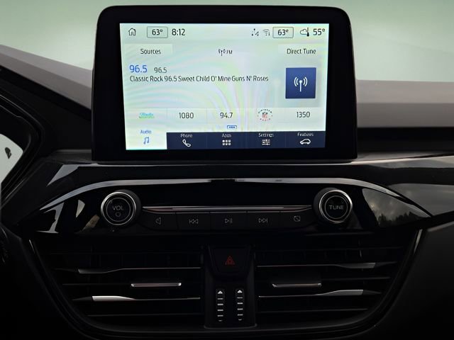 Used 2025 Ford Escape ST-Line Elite w/ Class II Trailer Tow Package image 31