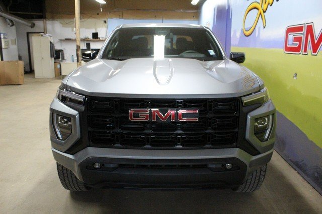New 2026 GMC Canyon Elevation w/ Convenience Package image 2