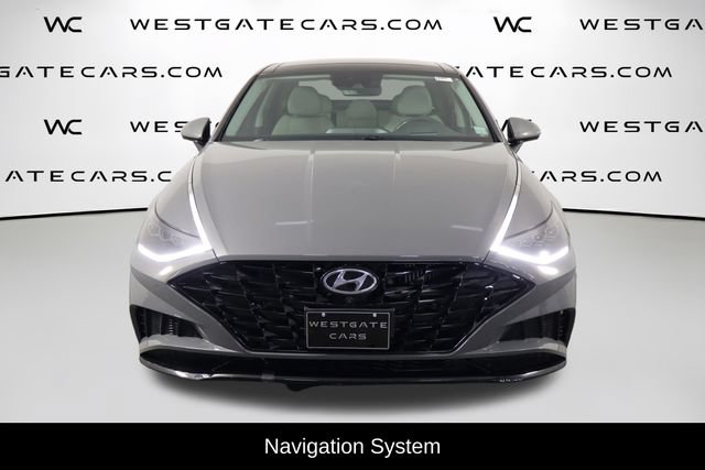 Used 2021 Hyundai Sonata Limited FWD image 2
