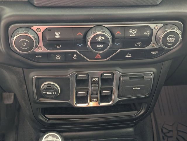 Certified 2023 Jeep Gladiator Sport AWD/4WD image 20