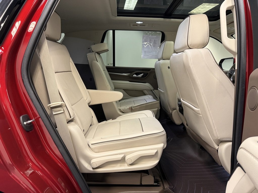Used 2022 GMC Yukon Denali w/ Max Trailering Package image 19