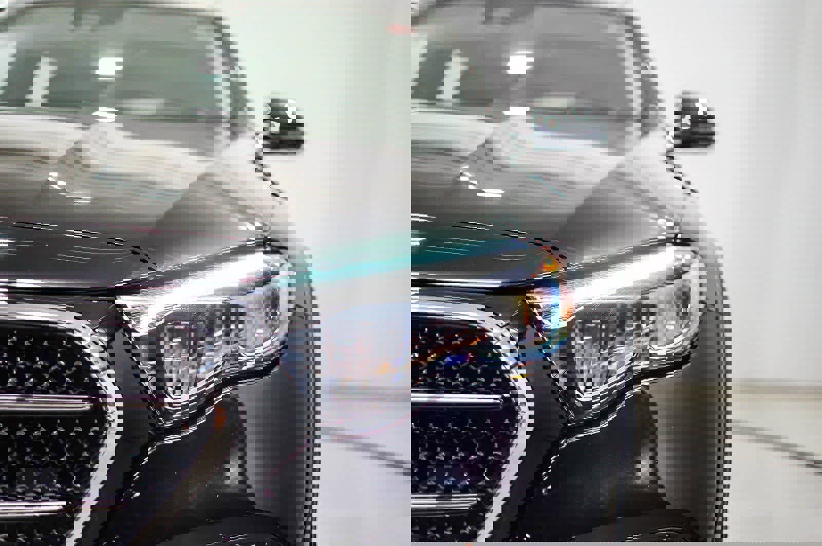 Certified 2025 Mercedes-Benz E 450 4MATIC All-Terrain Wagon image 7