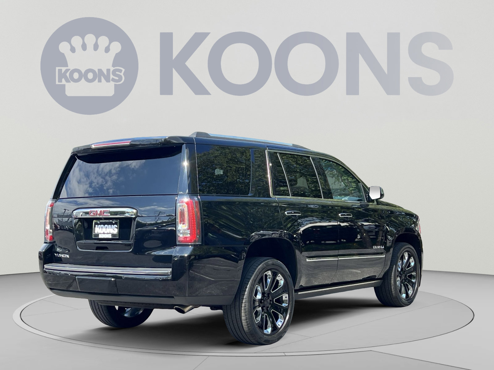 Used 2019 GMC Yukon Denali w/ Denali Ultimate Package AWD/4WD image 8