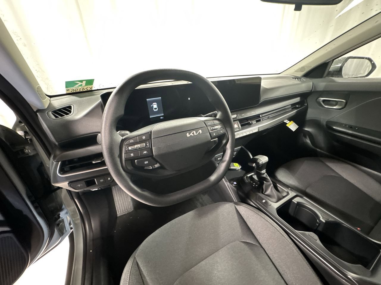 New 2025 Kia K4 LXS image 12