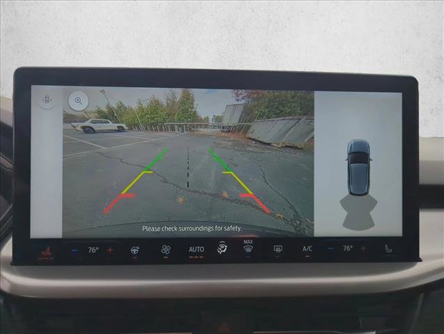 Used 2024 Ford Escape SE image 18