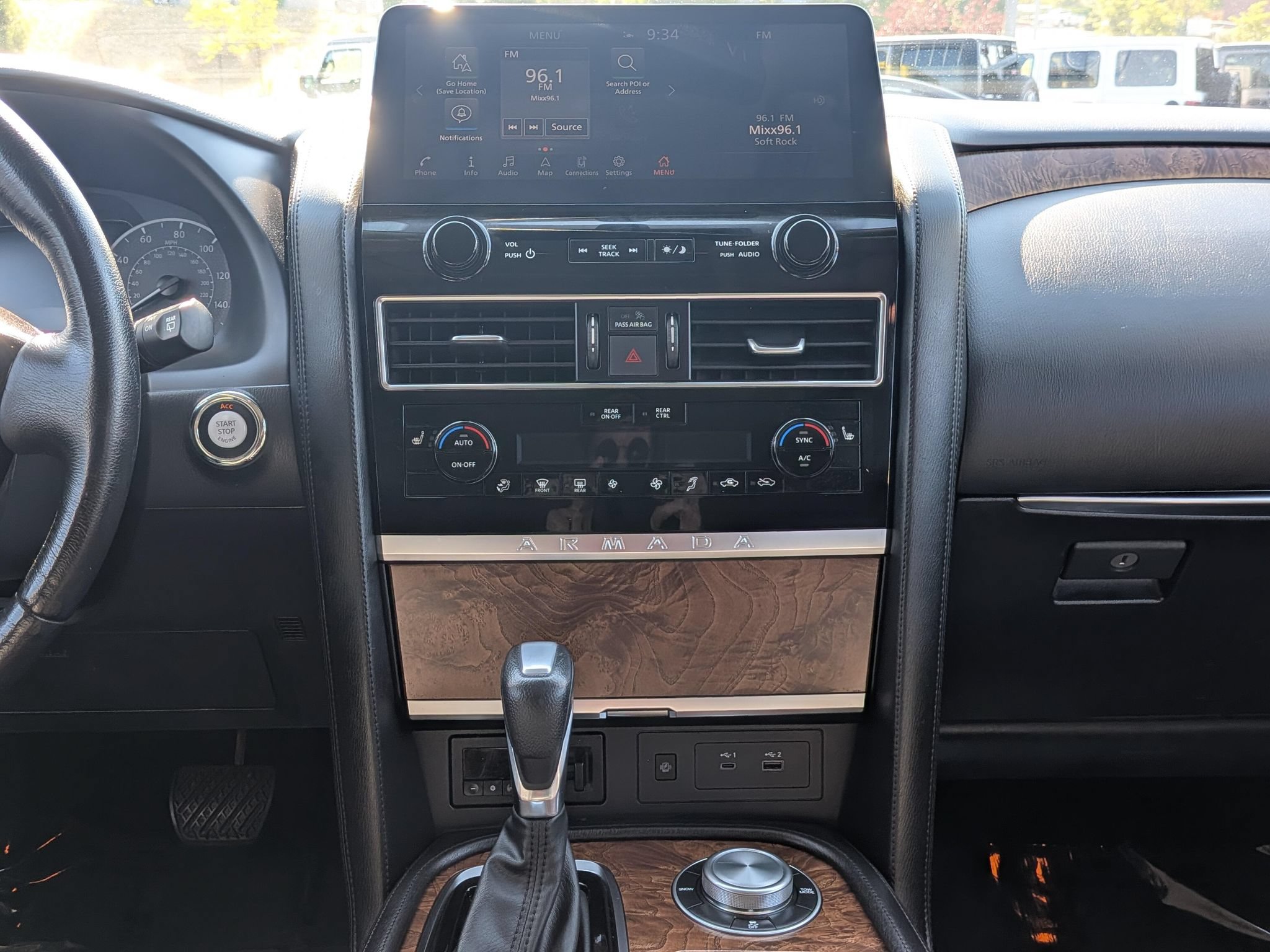 Used 2023 Nissan Armada SL AWD/4WD image 11