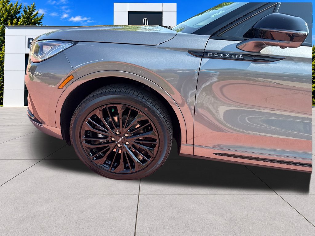 Certified 2025 Lincoln Corsair AWD w/ Equipment Group 101A image 35
