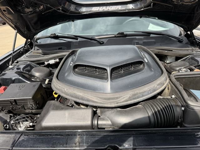 Used 2016 Dodge Challenger R/T RWD image 28