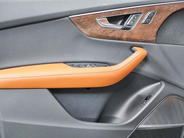 New 2026 Audi Q8 Prestige AWD/4WD image 6