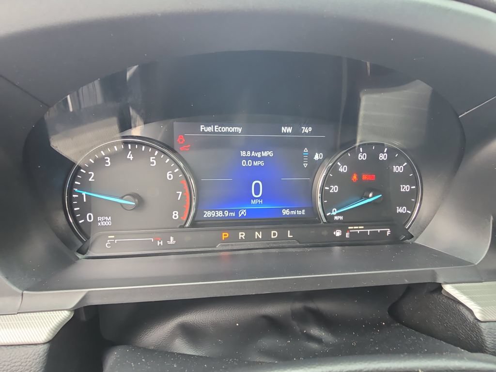 Used 2024 Ford Explorer XLT w/ Equipment Group 202A AWD/4WD image 21