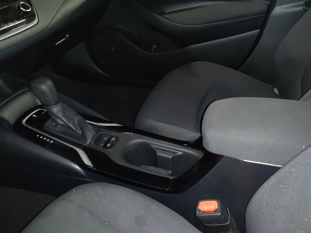 Used 2022 Toyota Corolla LE FWD image 26