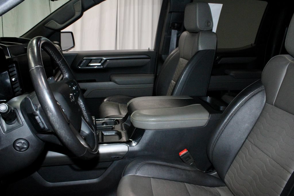 Used 2023 Chevrolet Silverado 1500 ZR2 w/ Technology Package AWD/4WD image 27