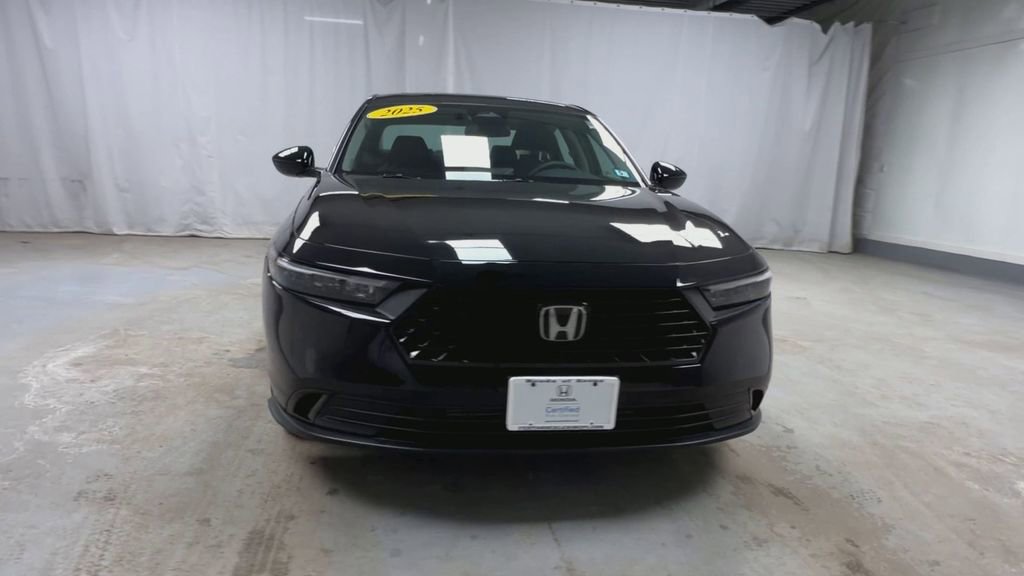 Used 2025 Honda Accord SE image 3