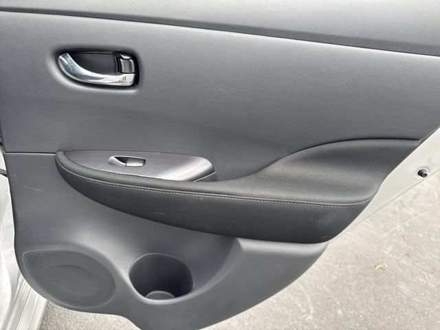 Used 2025 Nissan Leaf S FWD image 23