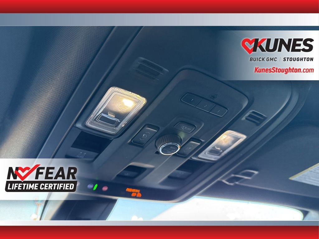 Used 2022 GMC Yukon AT4 image 33