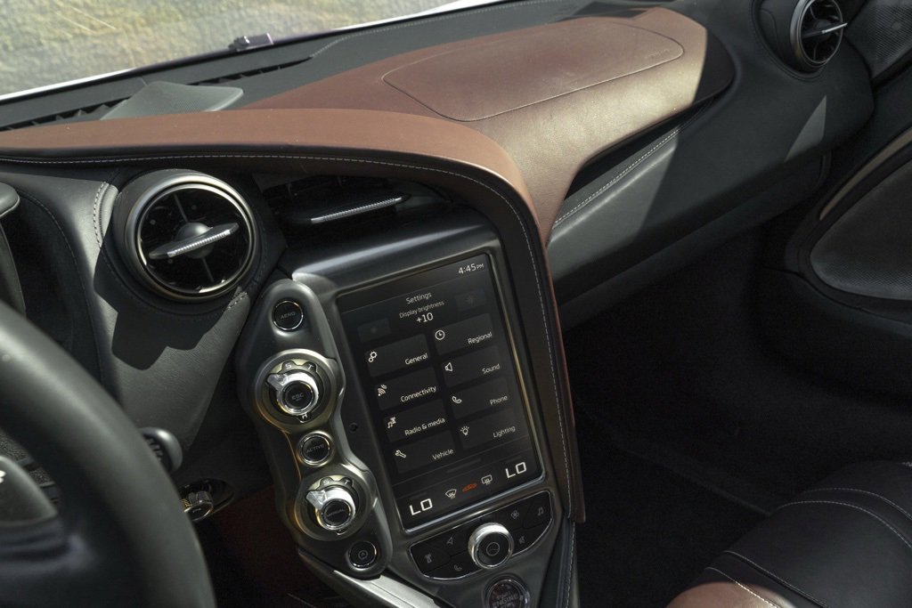 Used 2018 McLaren 720S Performance image 31