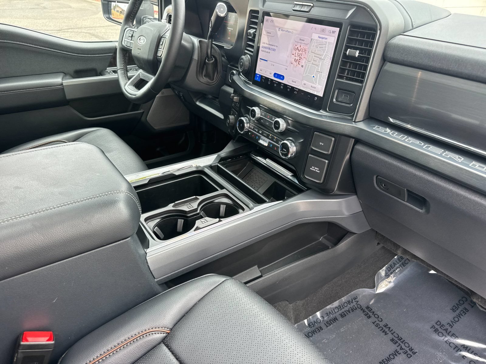 Used 2025 Ford F350 Lariat w/ Lariat Ultimate Package AWD/4WD image 15