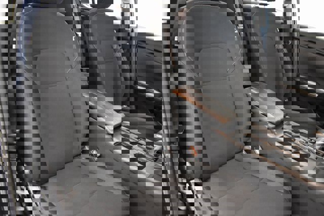 Used 2025 Nissan Sentra S image 6