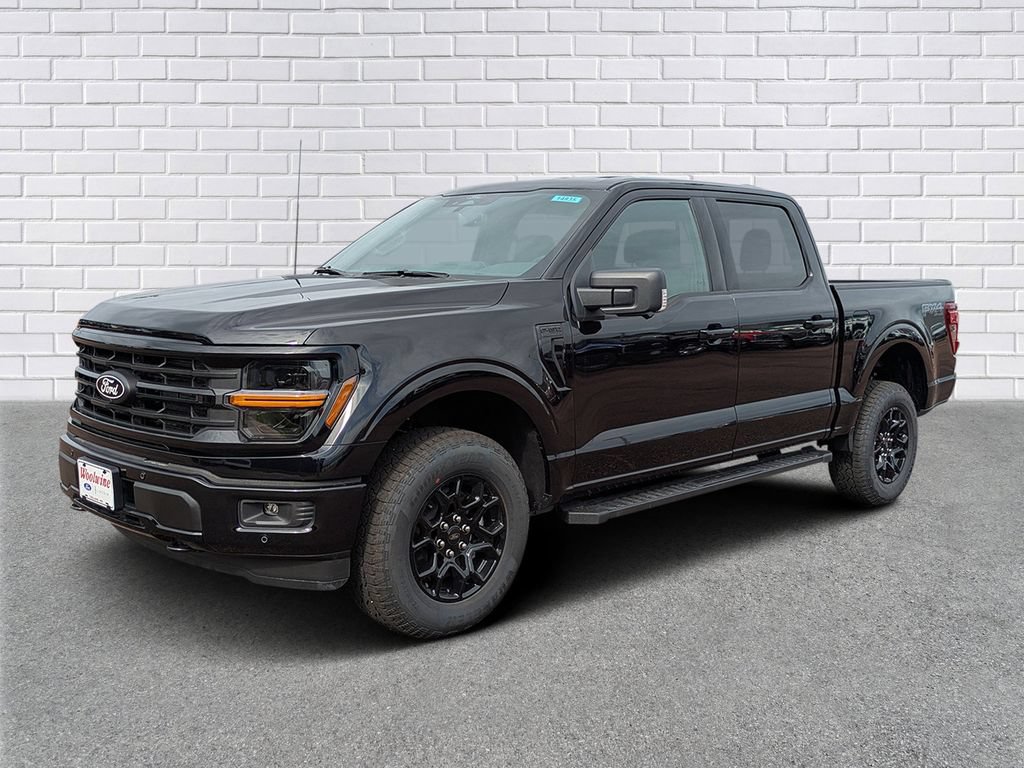 New 2026 Ford F150 XLT w/ Equipment Group 302A MID