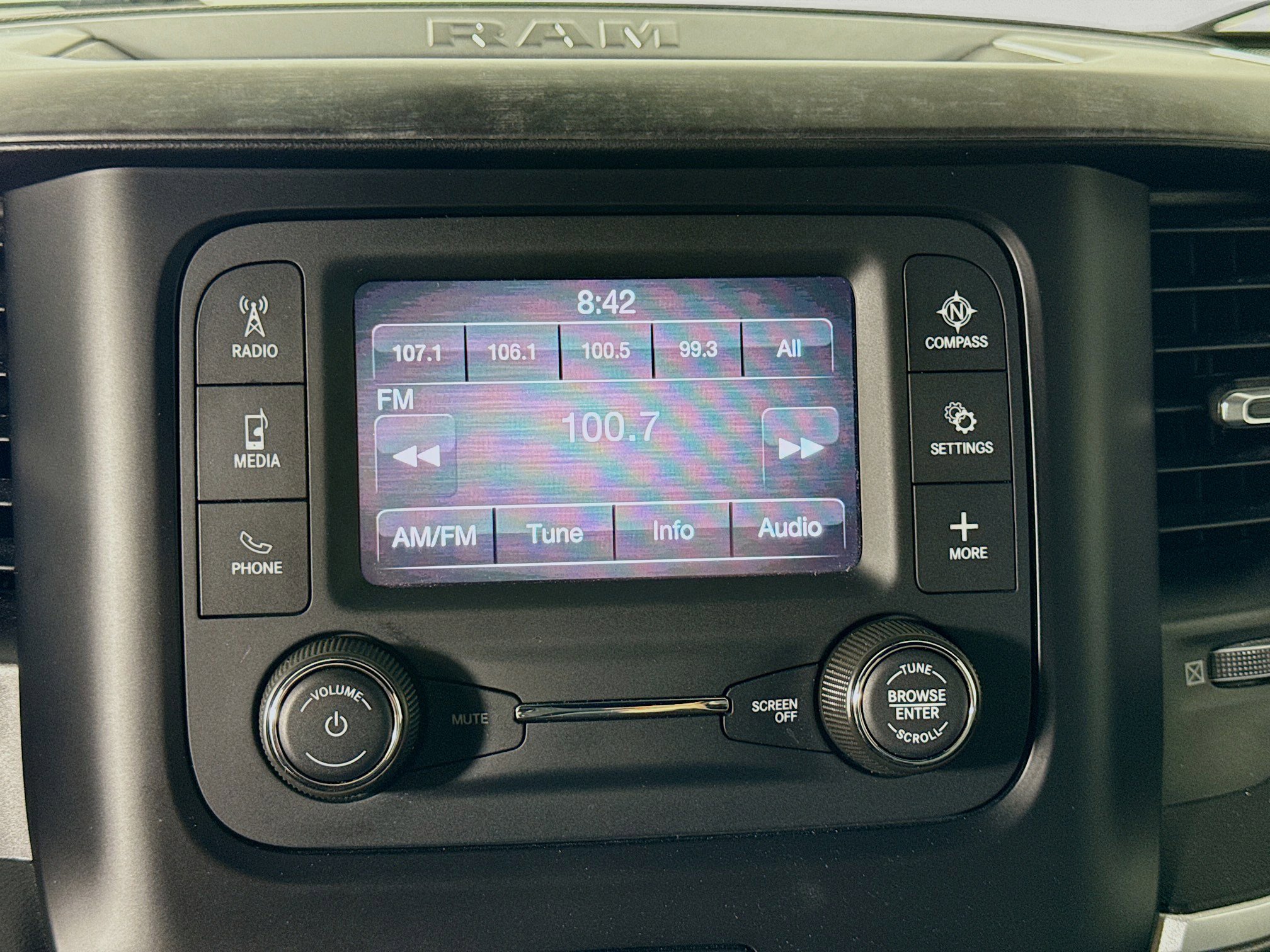 Used 2021 RAM 1500 Big Horn image 14