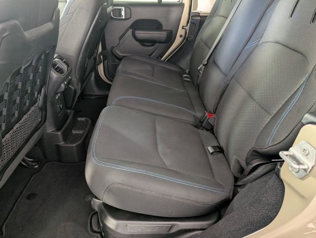 Used 2022 Jeep Wrangler Unlimited Rubicon 4xe w/ Cold Weather Group image 26