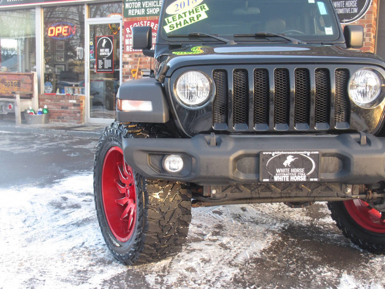 Used 2018 Jeep Wrangler Unlimited Sport image 3