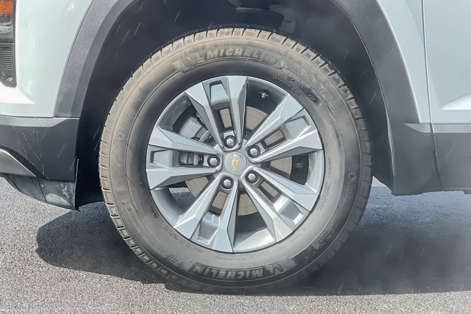 Used 2025 Chevrolet Equinox LT AWD/4WD image 38