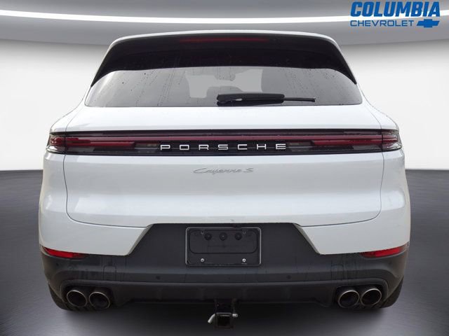 Used 2024 Porsche Cayenne S AWD/4WD image 4