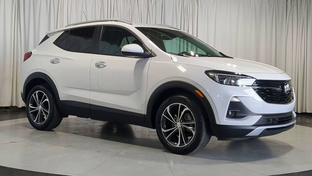 Used 2023 Buick Encore GX Select FWD image 2