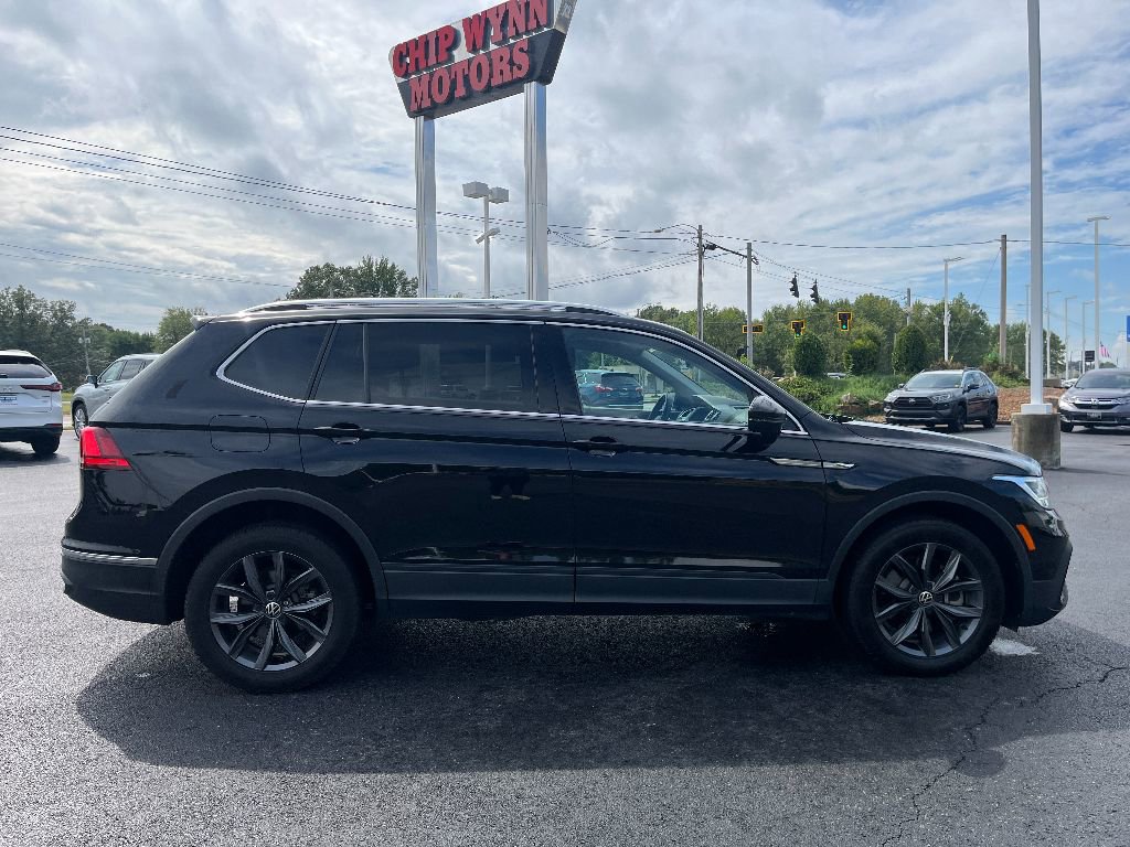 Used 2022 Volkswagen Tiguan SE image 8