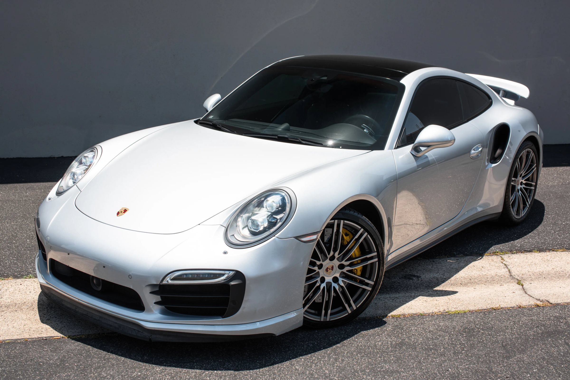 Used 2014 Porsche 911 Turbo S AWD/4WD image 2