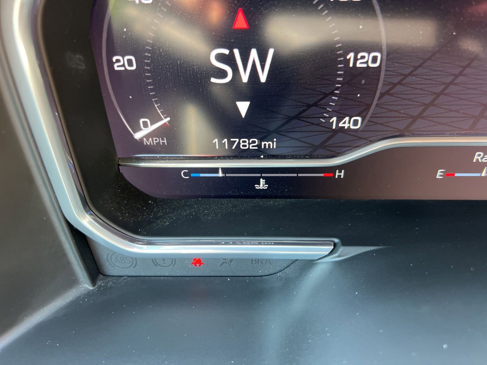 Used 2025 GMC Sierra 2500 AT4X w/ AT4X AEV Edition AWD/4WD image 12