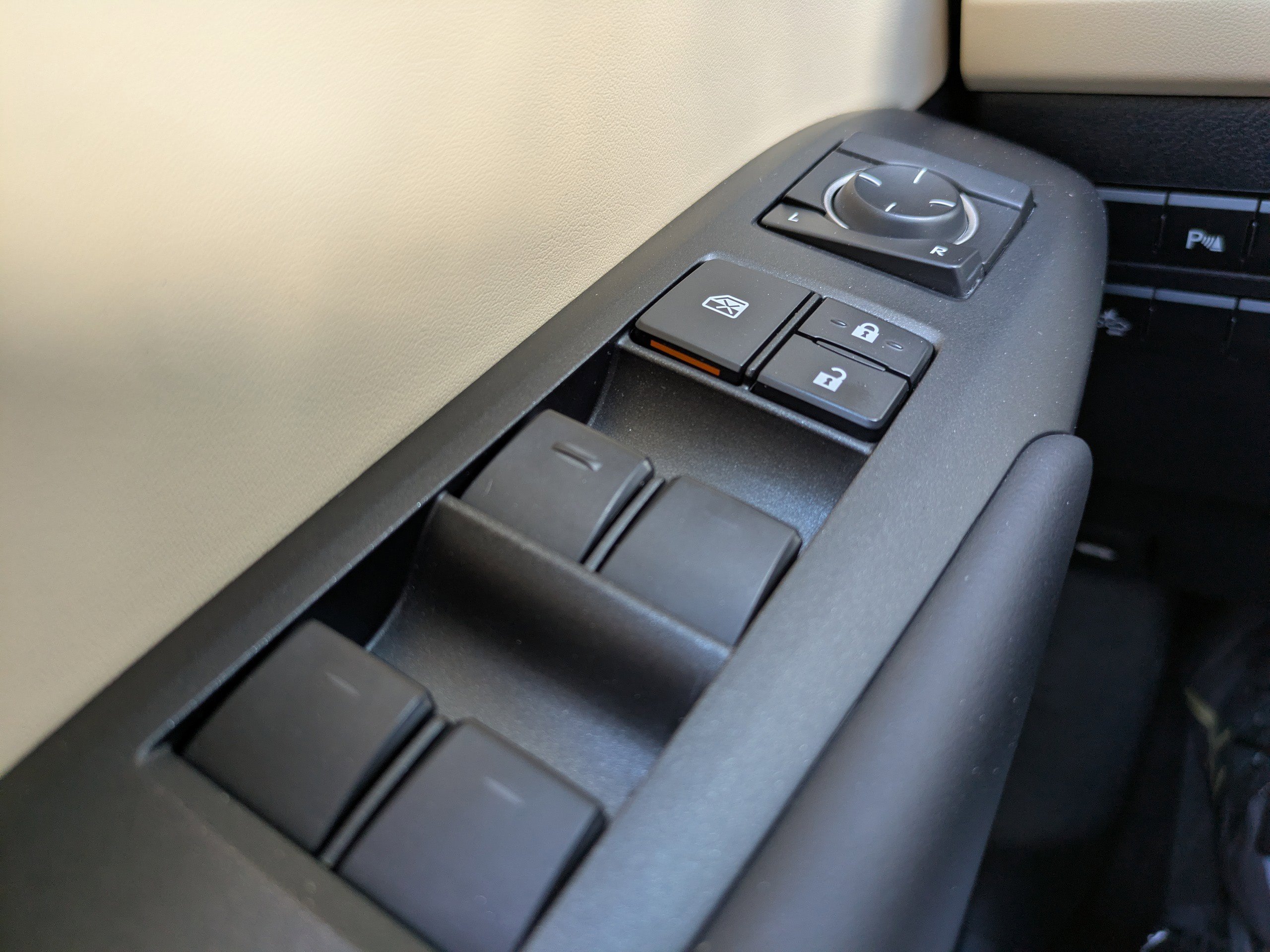 Used 2017 Lexus NX 200t FWD image 21