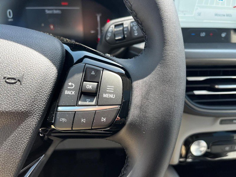 New 2025 Ford Escape SE image 12