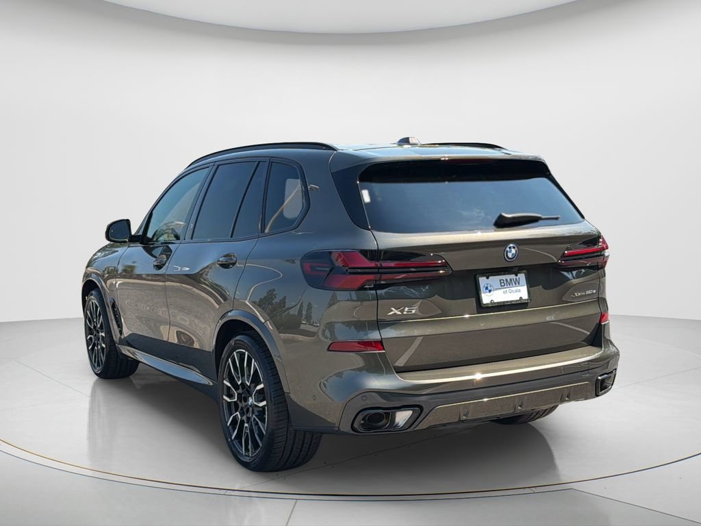 New 2026 BMW X5 xDrive50e image 3