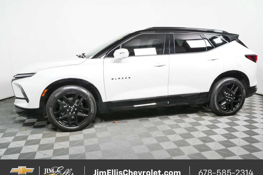 Used 2023 Chevrolet Blazer RS w/ Driver Confidence II Package AWD/4WD image 30