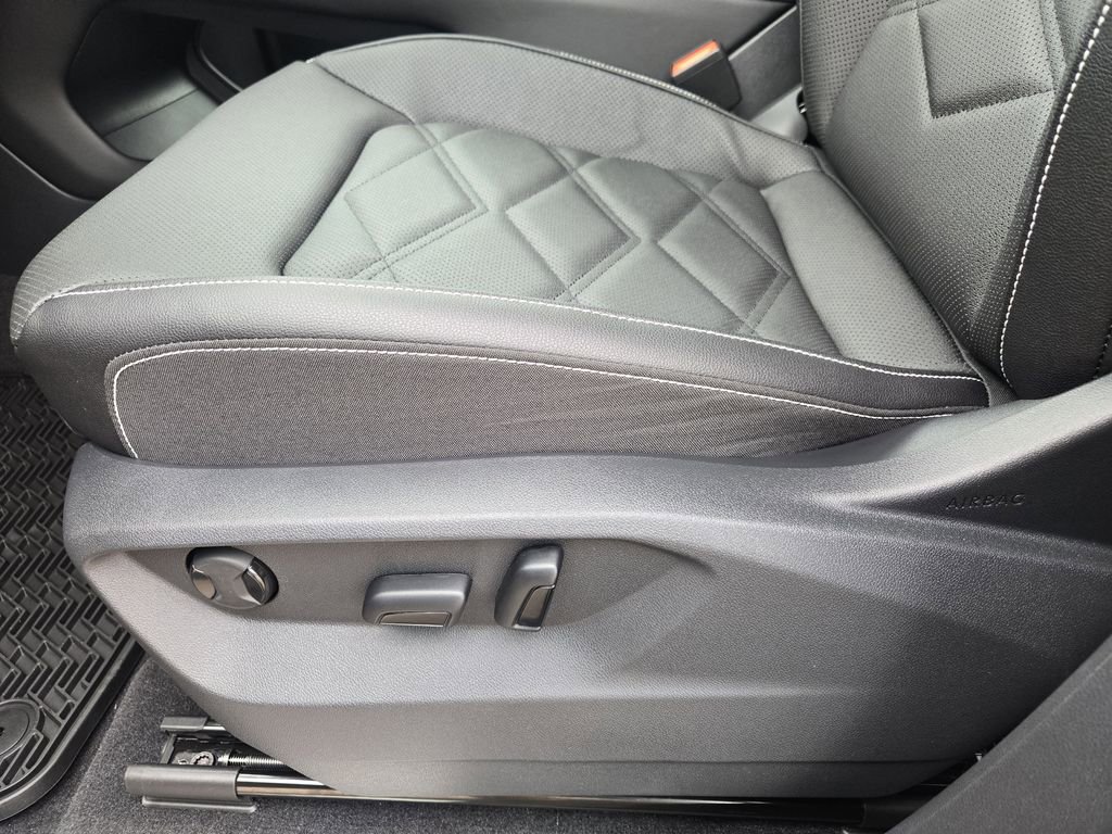 New 2026 Volkswagen Atlas SE image 19