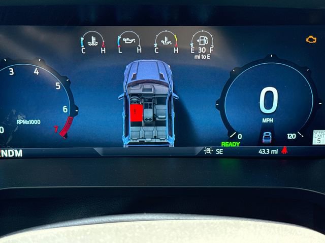 New 2025 Ford F150 Platinum w/ Equipment Group 702A High image 30