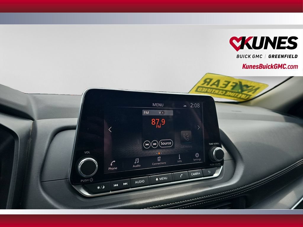Used 2024 Nissan Rogue SV AWD/4WD image 19