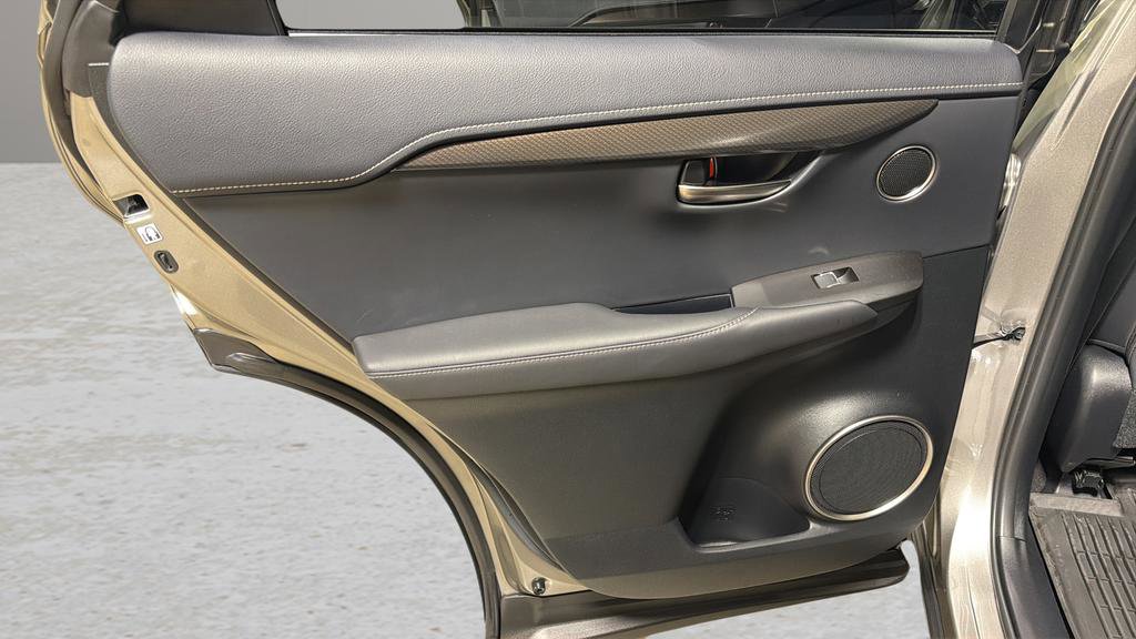 Used 2019 Lexus NX 300h AWD image 12