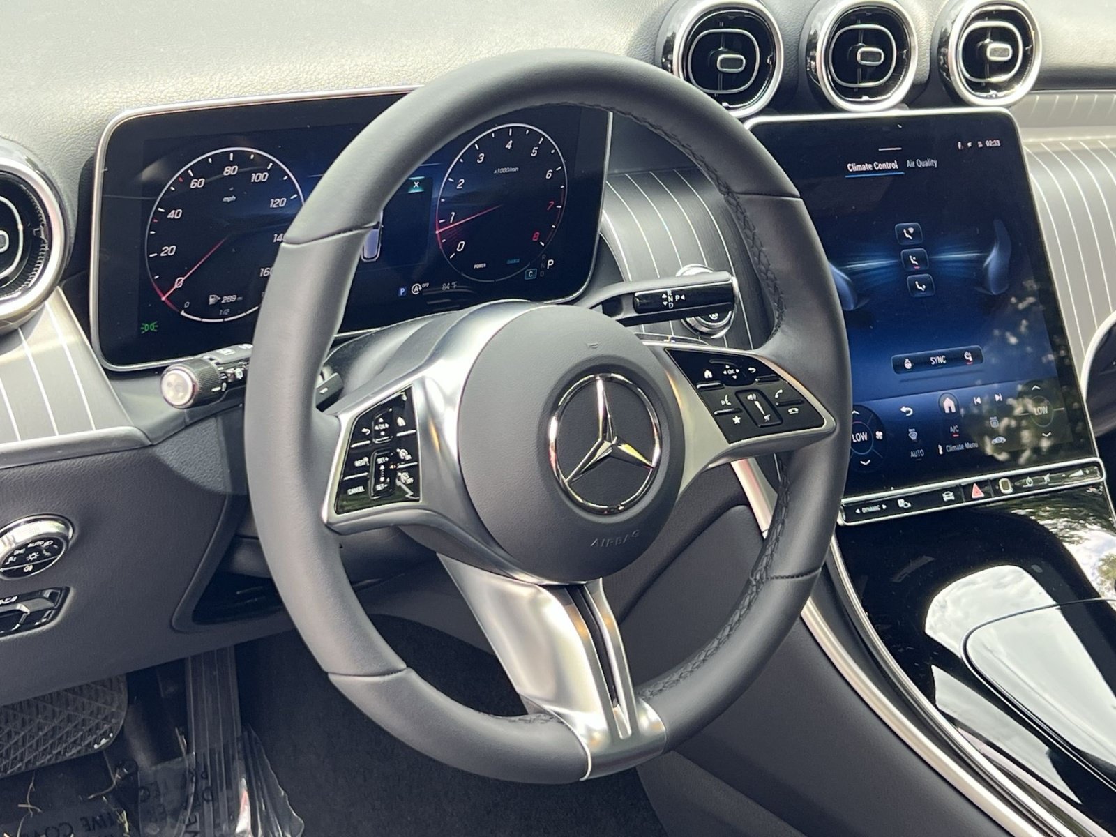 Certified 2026 Mercedes-Benz GLC 300 4MATIC image 21