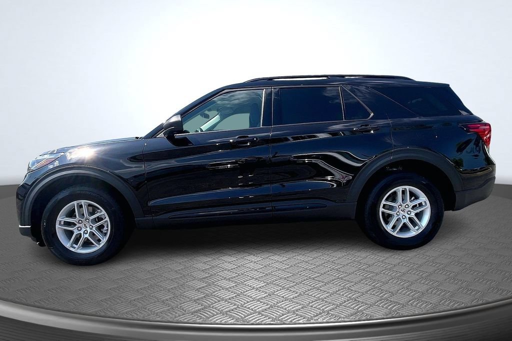 Used 2026 Ford Explorer Active AWD/4WD image 8