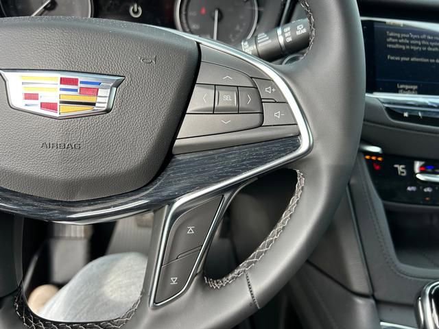 New 2026 Cadillac XT5 Premium Luxury w/ LPO, Floor Liner Package image 18