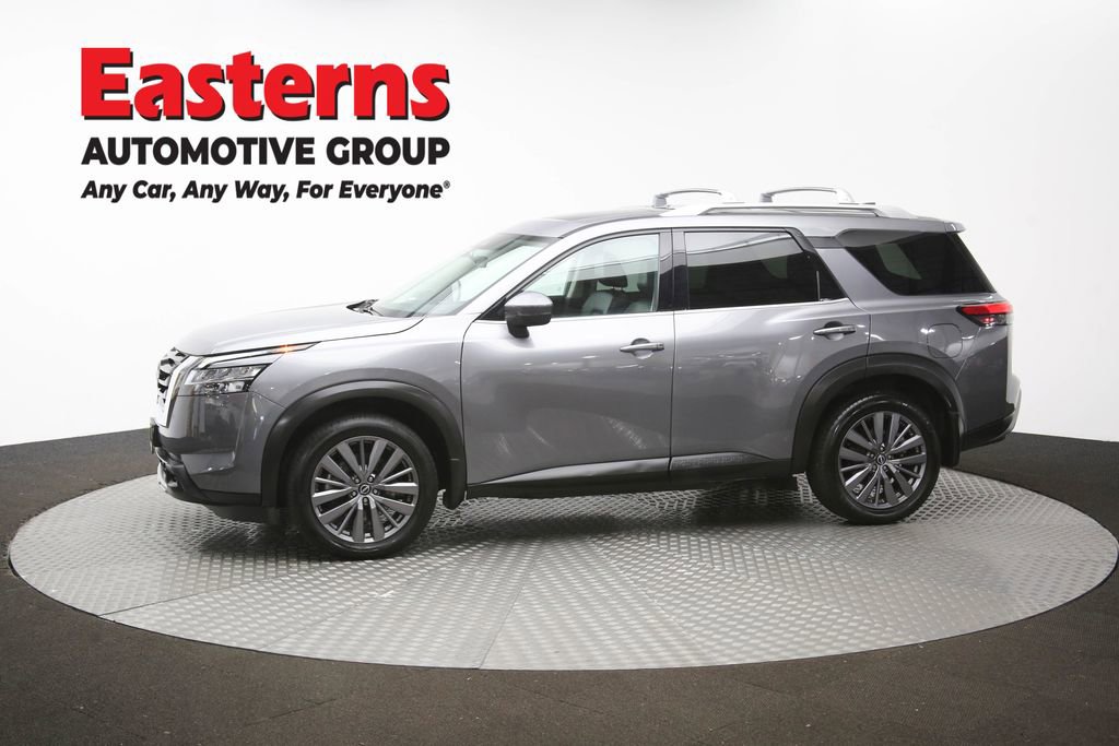 Used 2023 Nissan Pathfinder SL w/ SL Premium Package AWD/4WD image 60