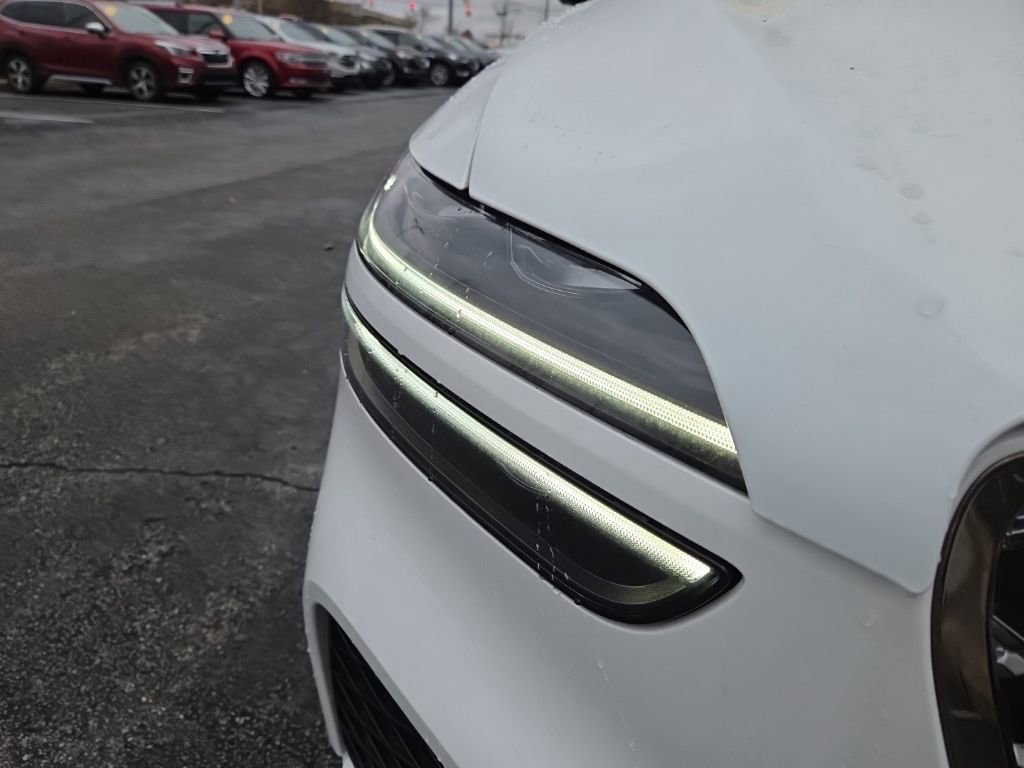 Used 2025 Genesis GV70 3.5T Sport w/ Sport Advanced Package image 13