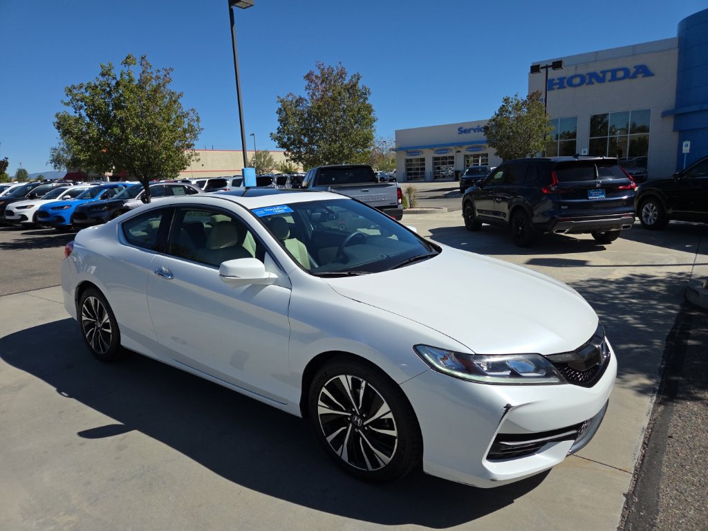 Certified 2017 Honda Accord EX-L image 3